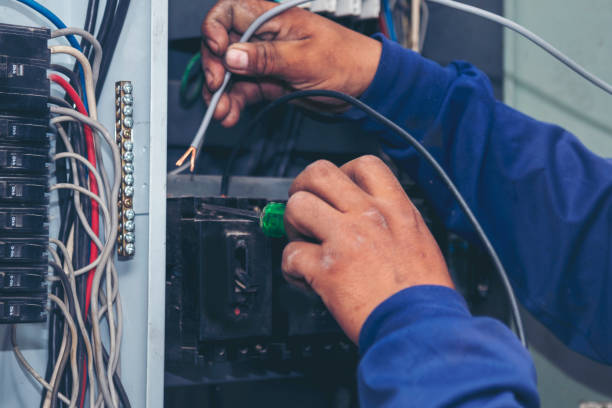 Best Local Electrician Companies  in Groesbeck, OH