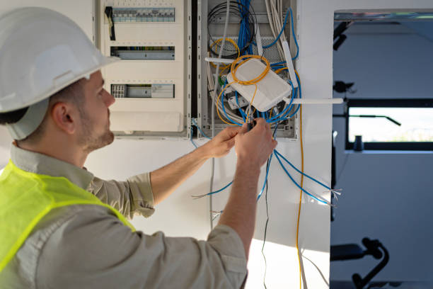 Best Licensed Electrician  in Groesbeck, OH